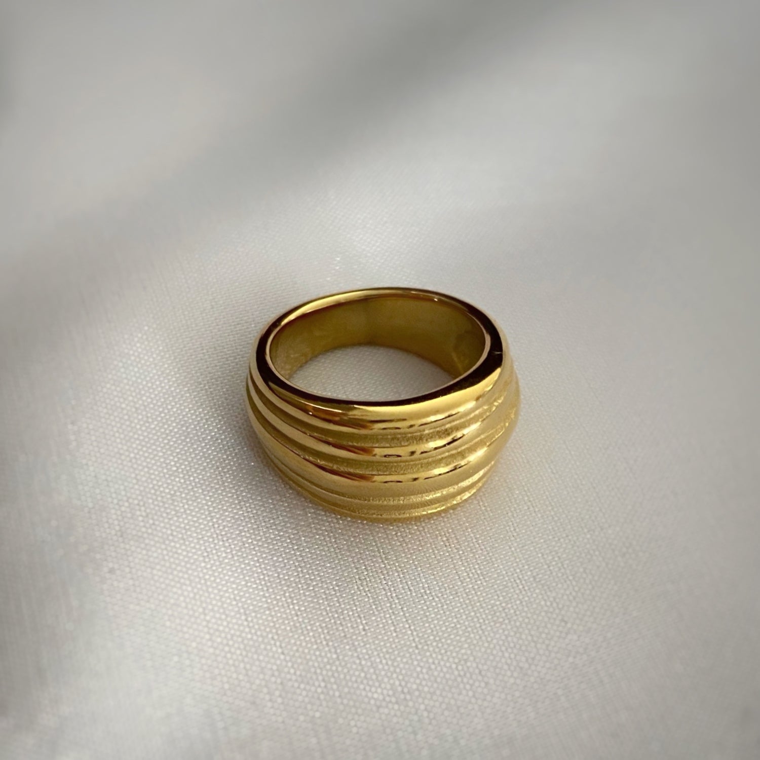 Belgium jewelry , water resistant ring, perfect as christmas gift , bague, livraison de Belgique , cadeau de Noel